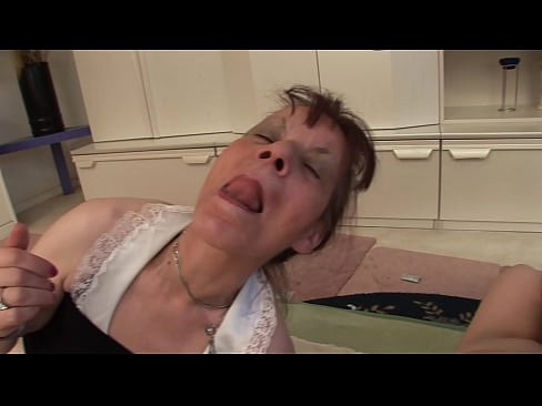 ❤️ Tha triùir aig dà sheanmhair agus aon sheanair ️  Porno  aig porn gd.xxx-wow-net.ru